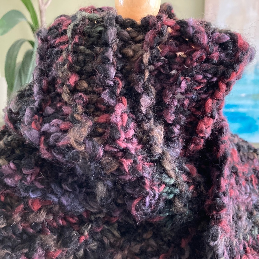 Handmade scarf - Picture 3 of 10